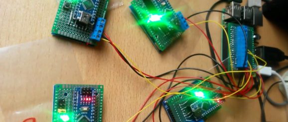 Vier Arduino Nano mit RFID-Sensoren